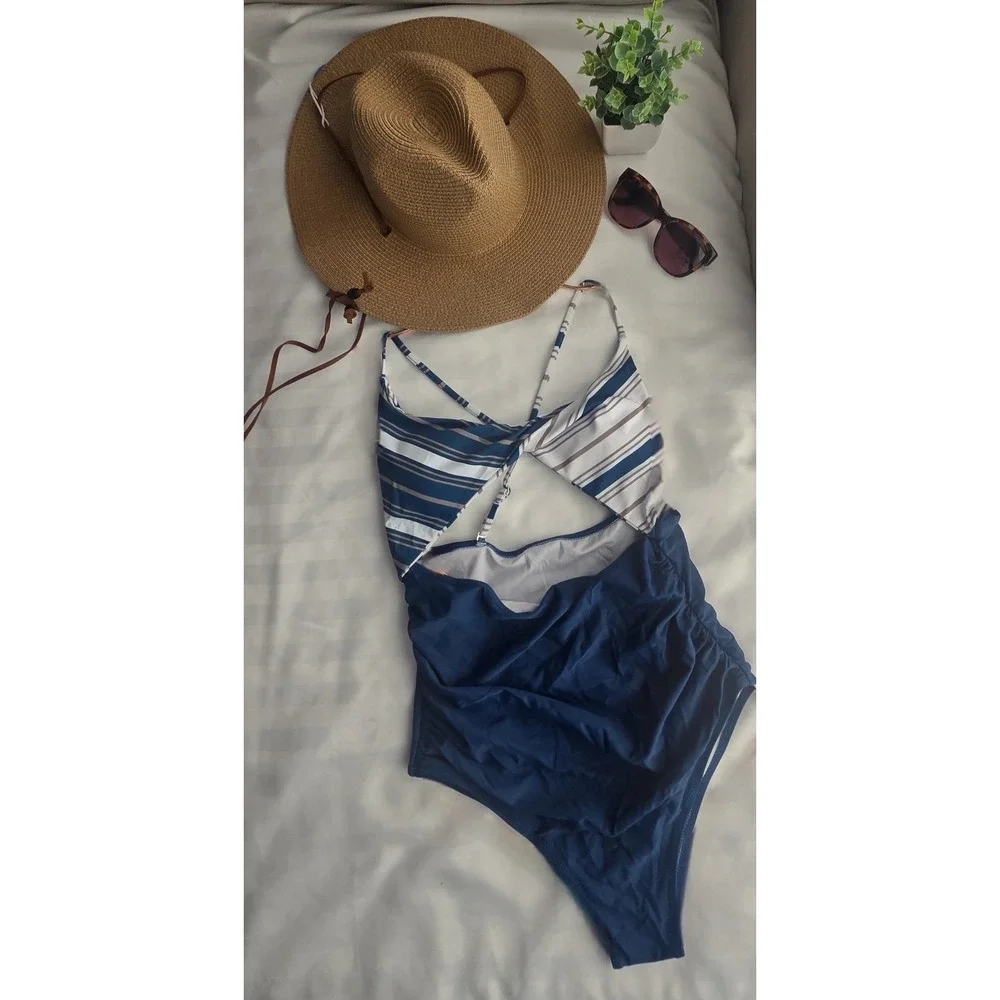Cupshe Navy Blue Striped‎ Cutout One Piece Swimsuit Ruched Front Monokini Large